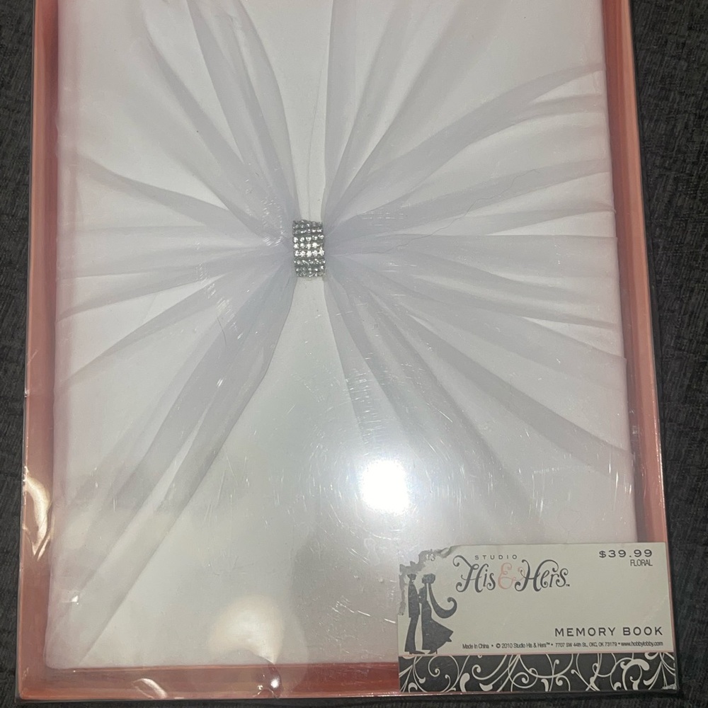 BRAND NEW MEMORY BOOK FOR WEDDING
